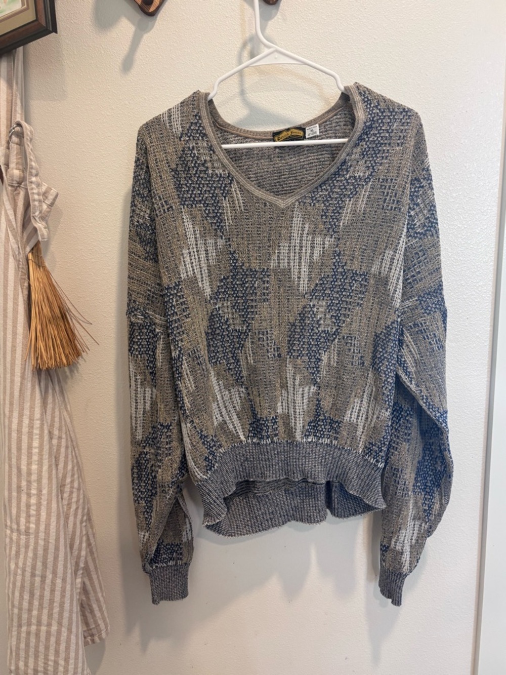 Vintage Patrick James  XL Geometric Knit V-Neck Pullover Sweater Gray Blue Beige